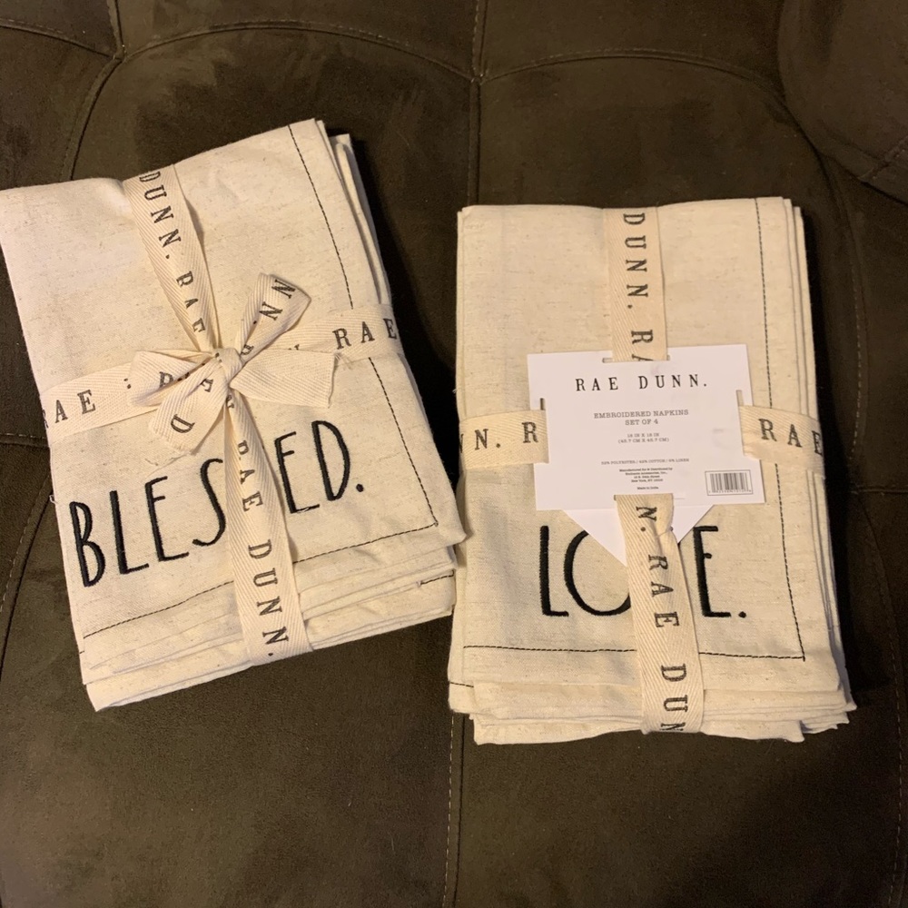 Rae Dunn cloth napkins